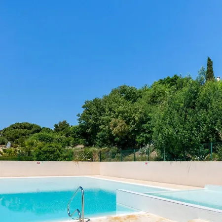 Apartamento Les Coteaux De La Nartelle-22 By Interhome