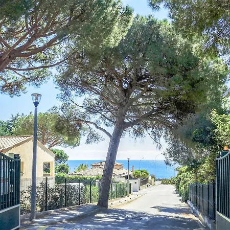 Apartamento Les Coteaux De La Nartelle-22 By Interhome